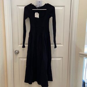 Zara Ribbed MIDI Dress in Black